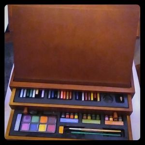 Artist wood storage box